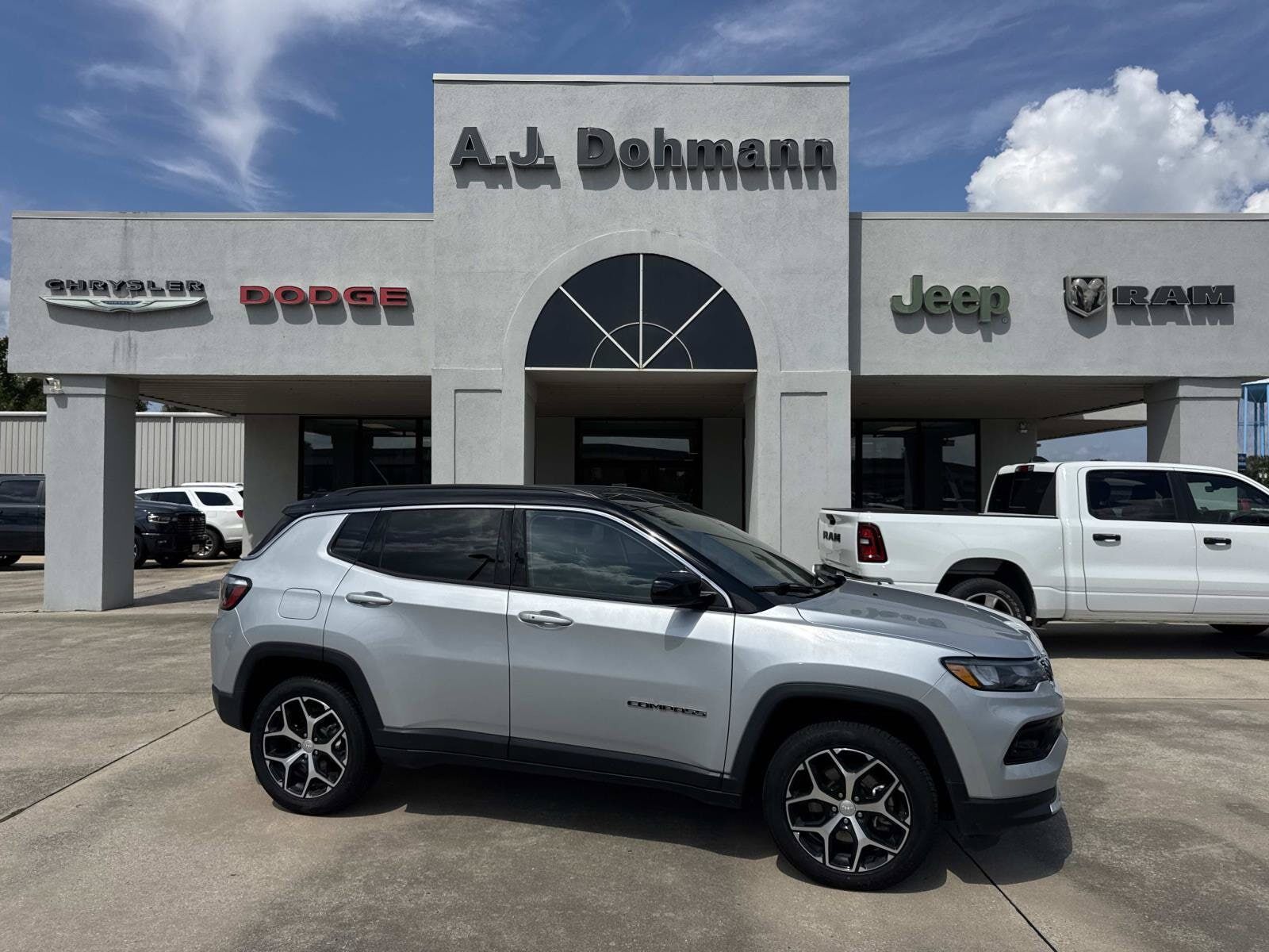 2024 JEEP Compass