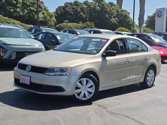 2013 VOLKSWAGEN Jetta