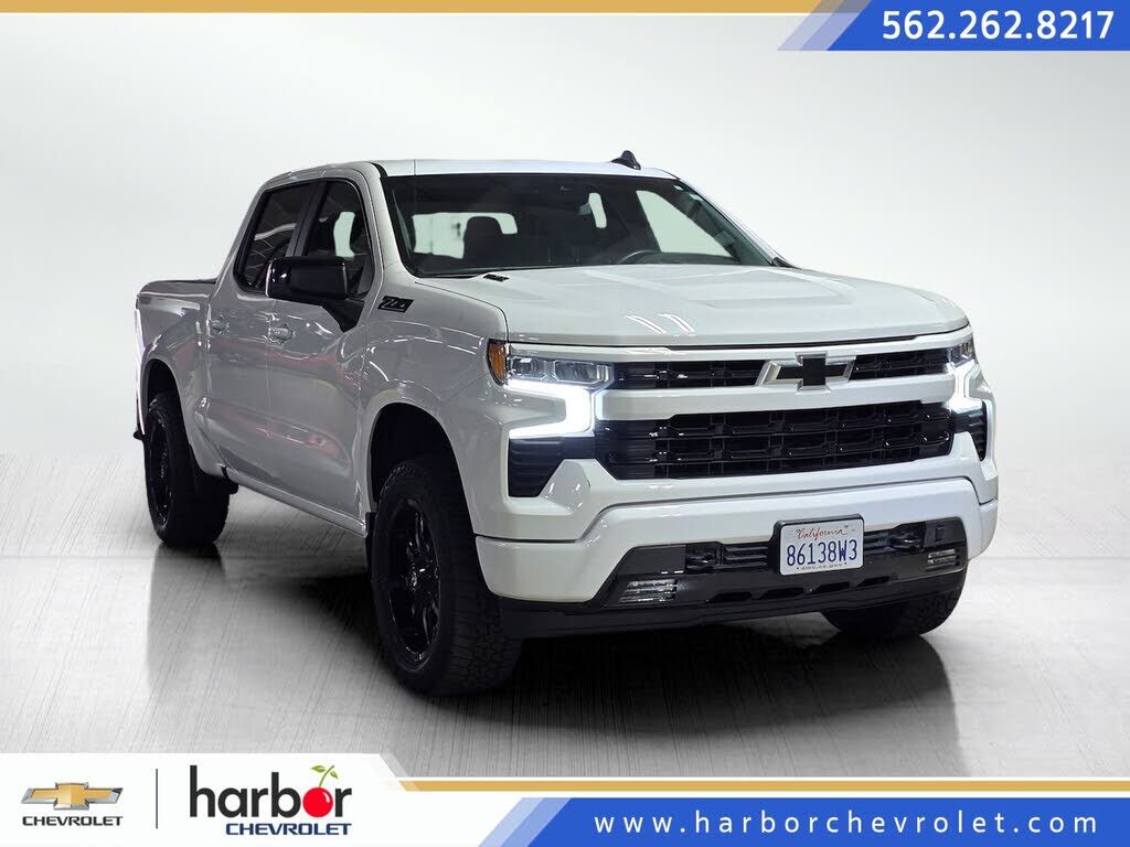 2024 CHEVROLET Silverado