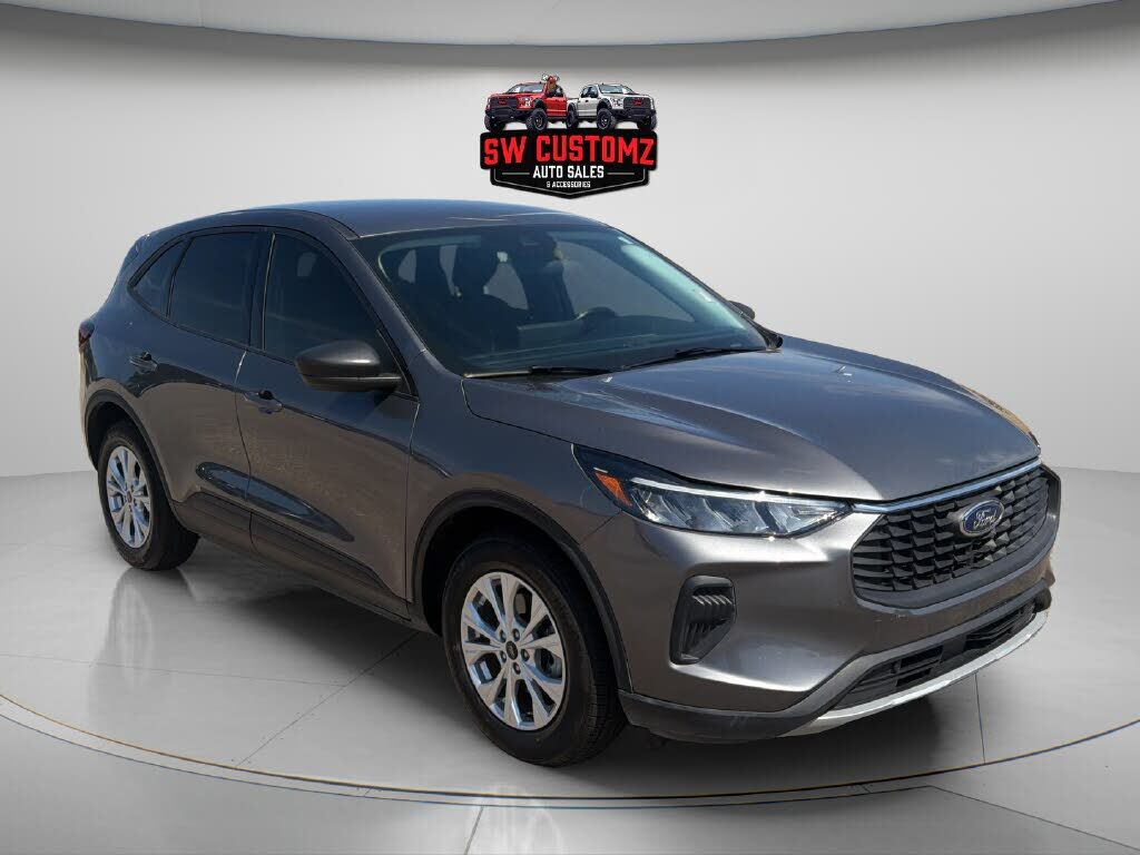2025 FORD Escape