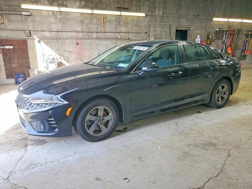 2022 KIA K5