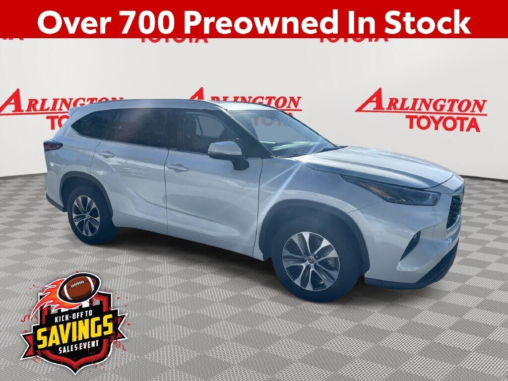 2022 TOYOTA Highlander