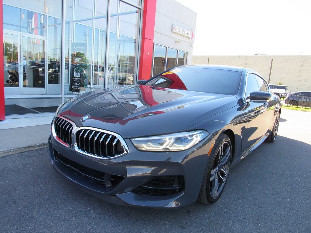 2022 BMW M850i
