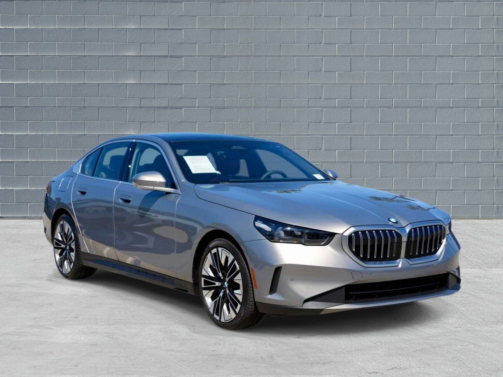 2026 BMW 540i