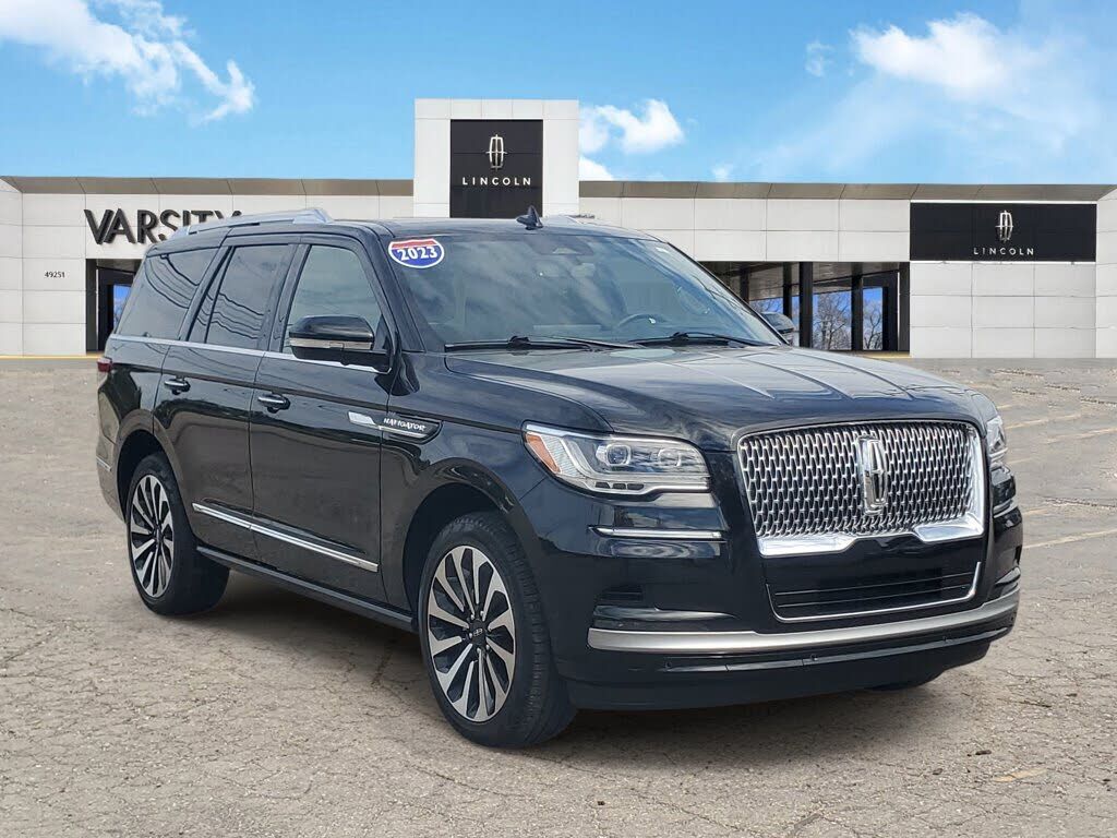 2023 LINCOLN Navigator