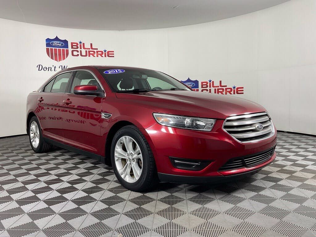 2015 FORD Taurus