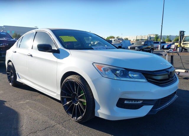 2017 HONDA Accord