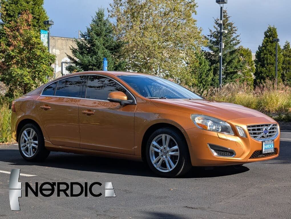 2011 VOLVO S60