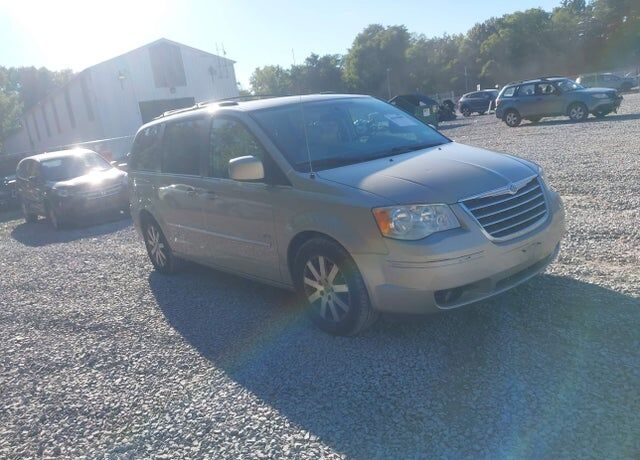 2009 CHRYSLER Town and Country