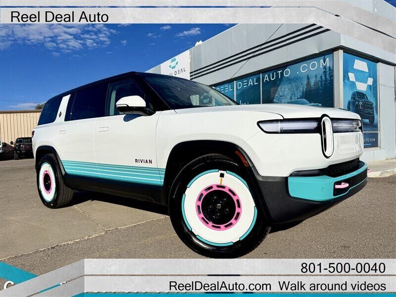 2026 RIVIAN R1S