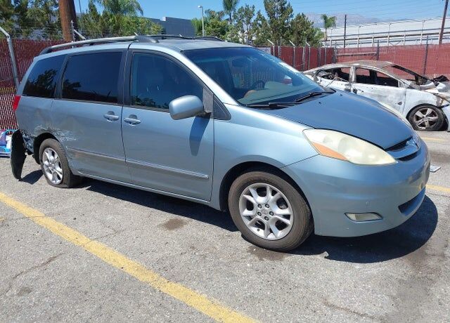2006 TOYOTA Sienna