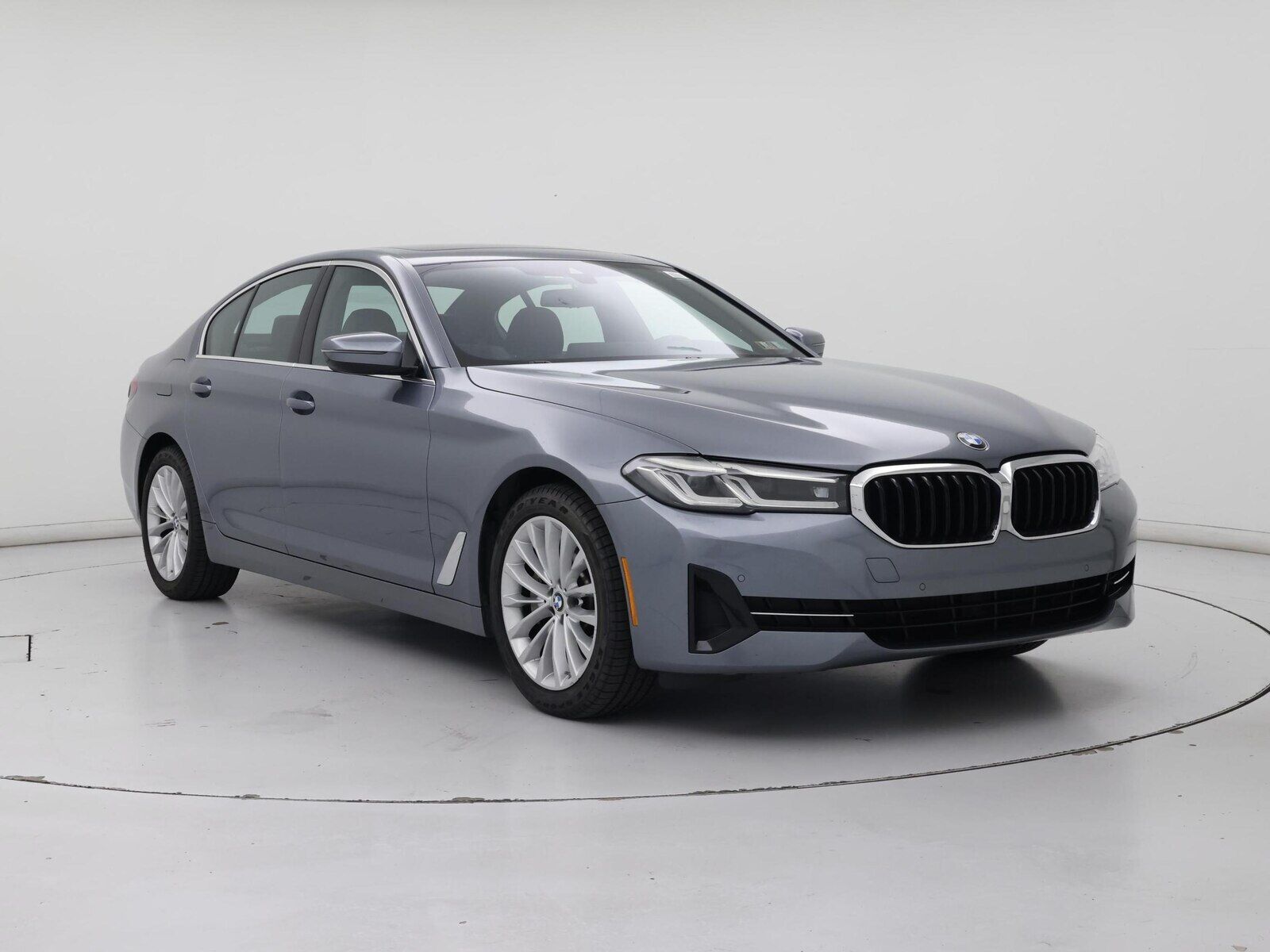 2022 BMW 530i