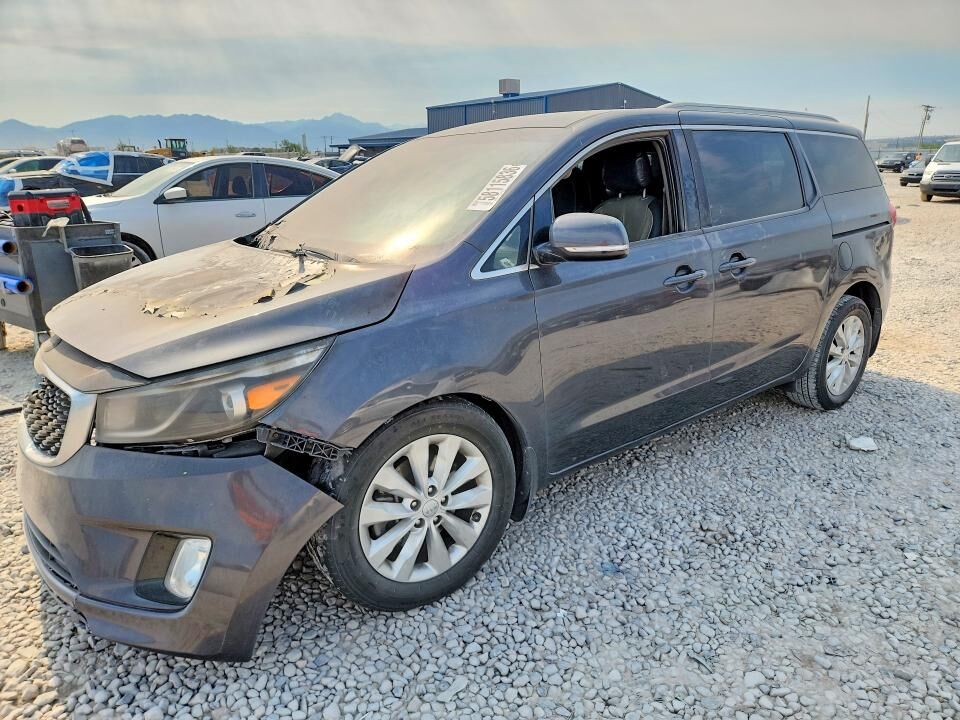 2016 KIA Sedona