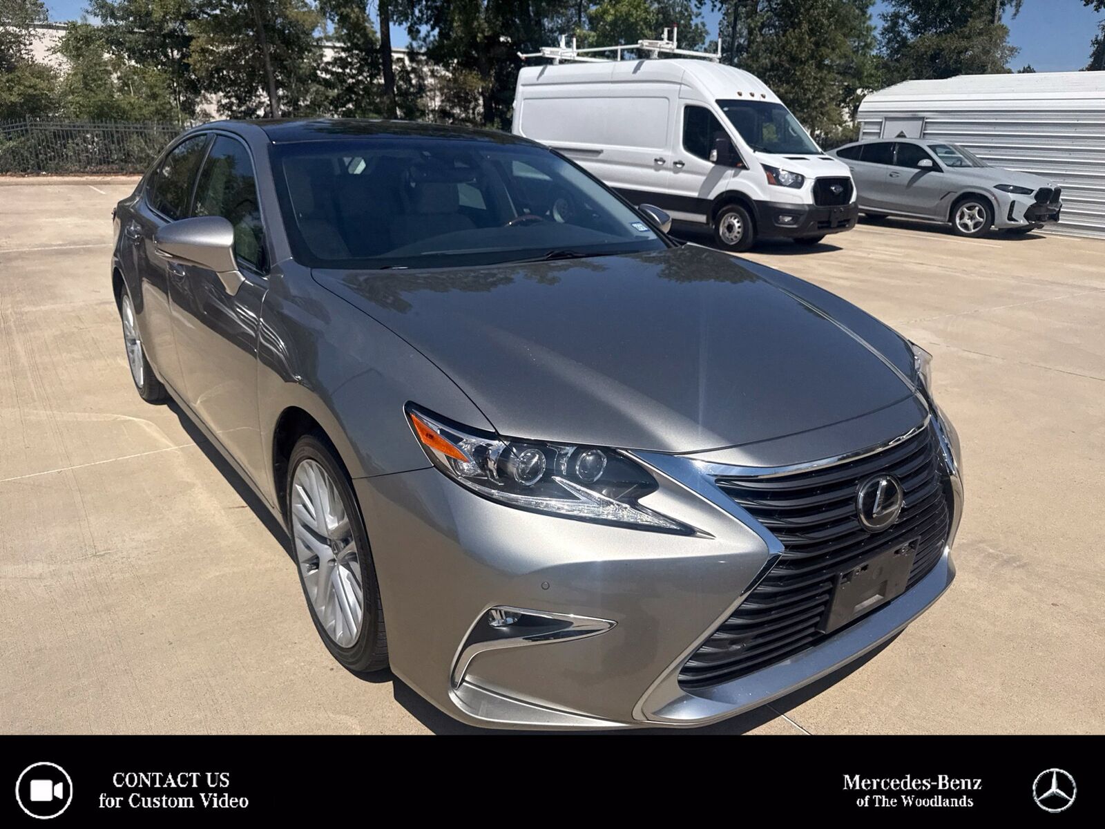 2017 LEXUS ES