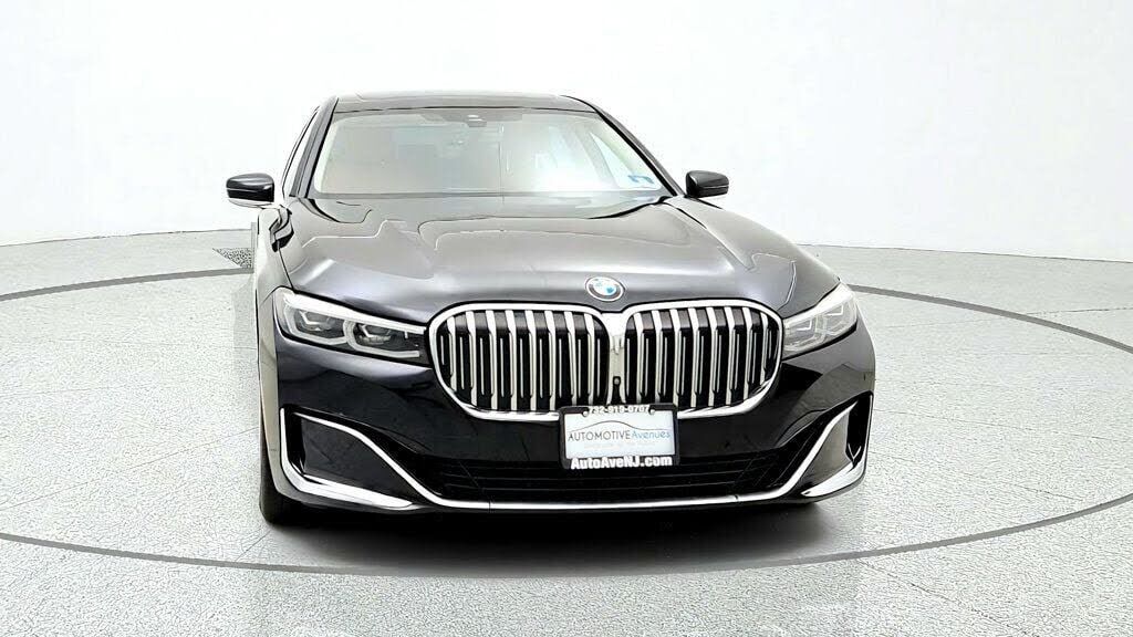 2020 BMW 740i