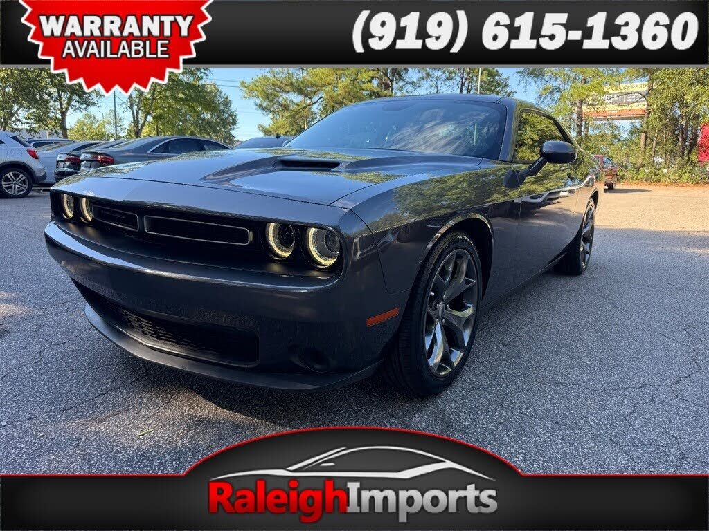 2017 DODGE Challenger