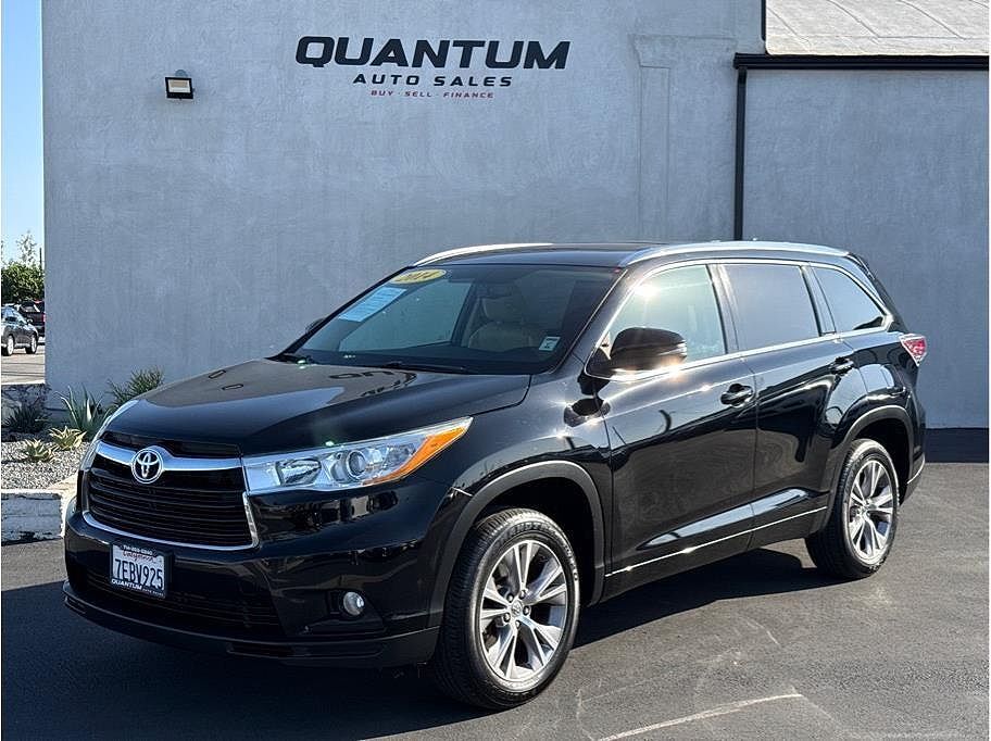 2014 TOYOTA Highlander