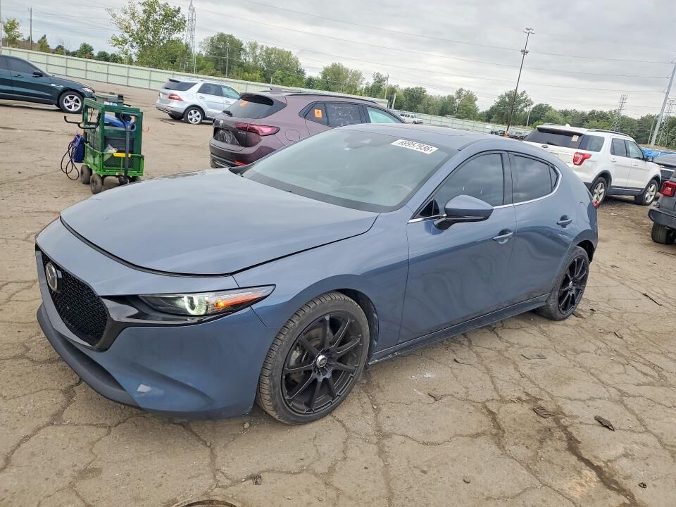 2020 MAZDA Mazda3