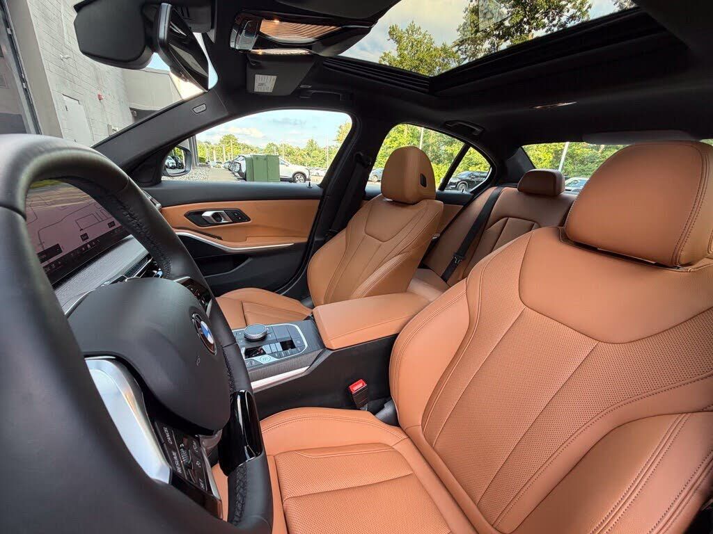 2026 BMW 330i