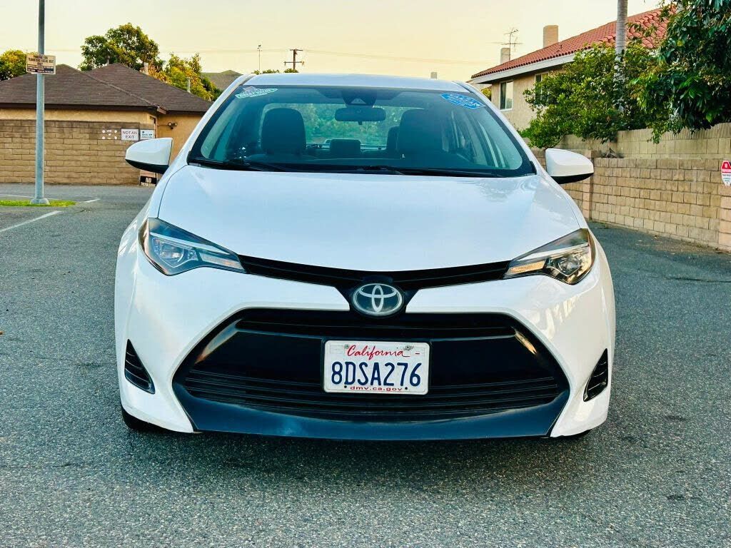 2018 TOYOTA Corolla