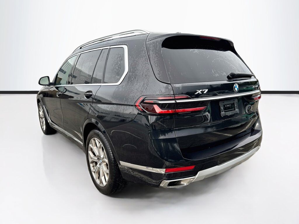 2024 BMW X7