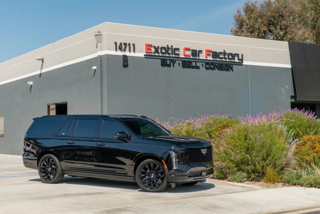 2026 CADILLAC Escalade ESV