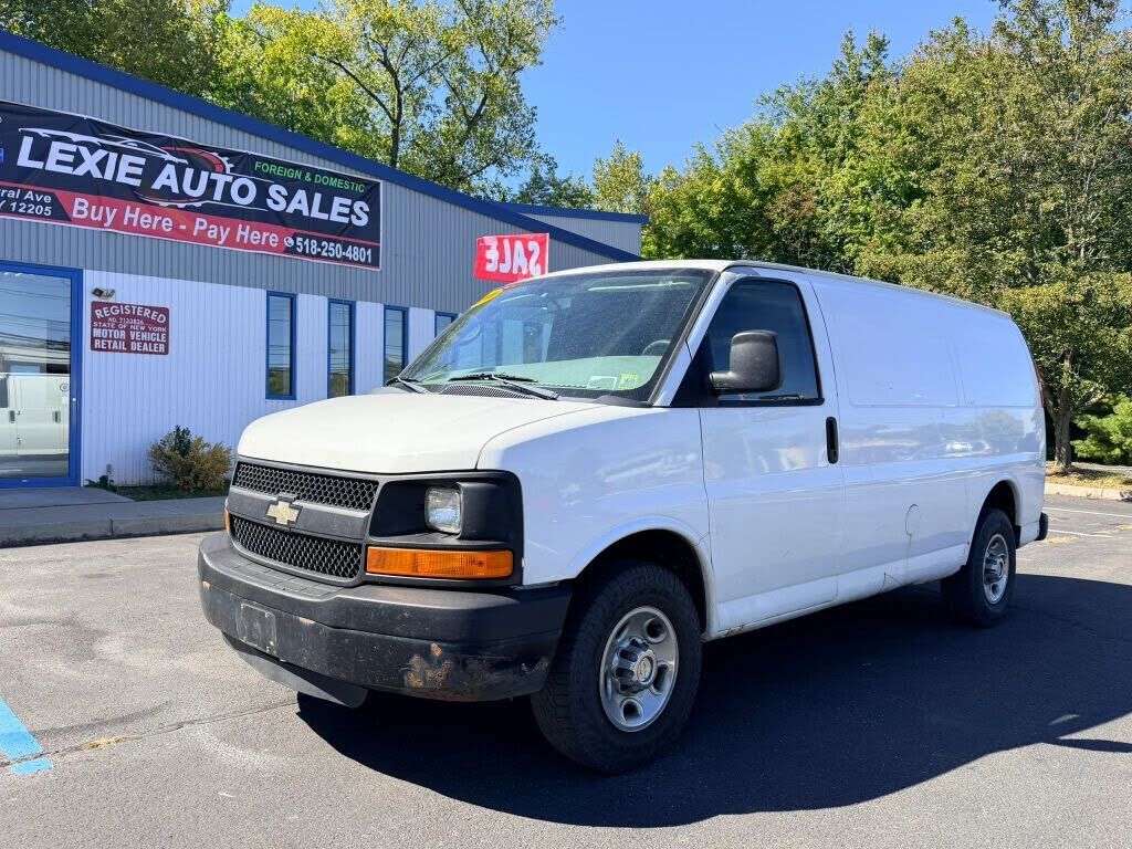 2011 CHEVROLET Express