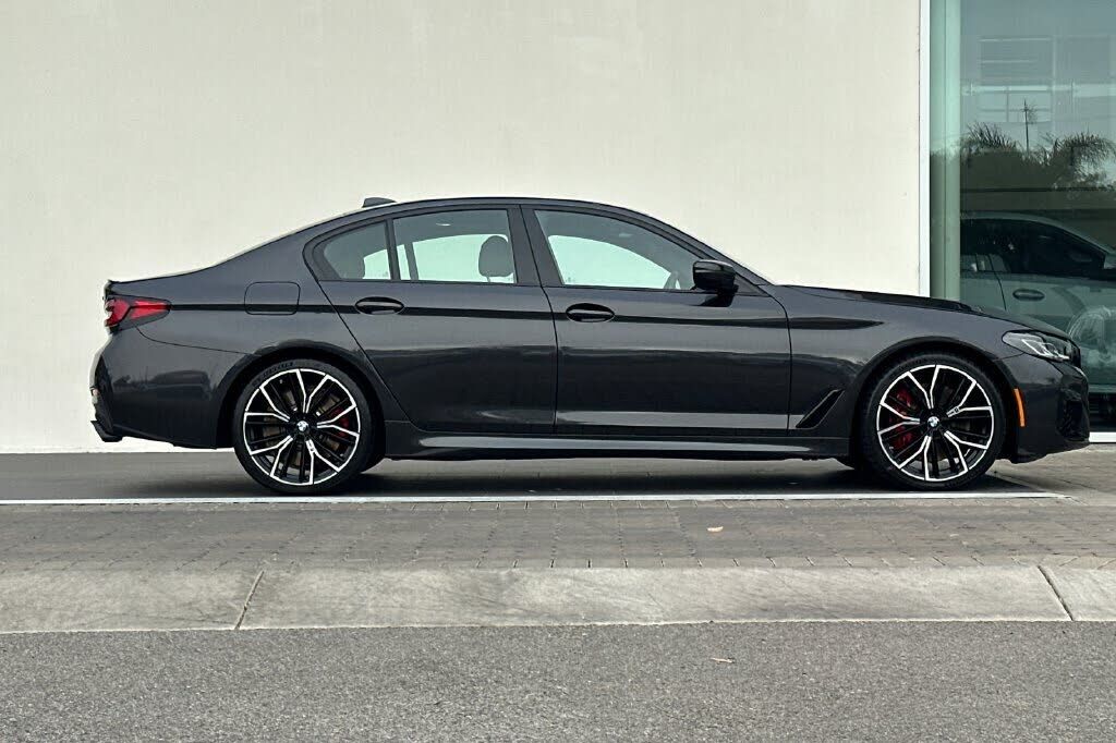 2023 BMW 540i