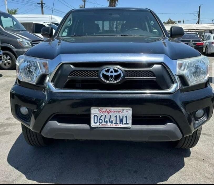 2015 TOYOTA Tacoma