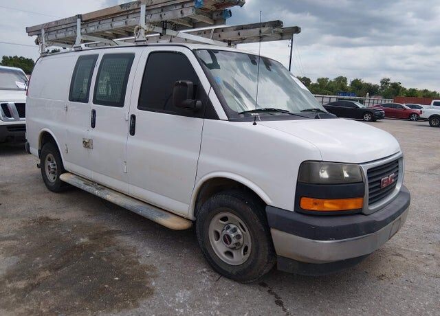 2017 GMC Savana