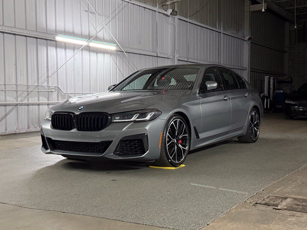 2023 BMW M5