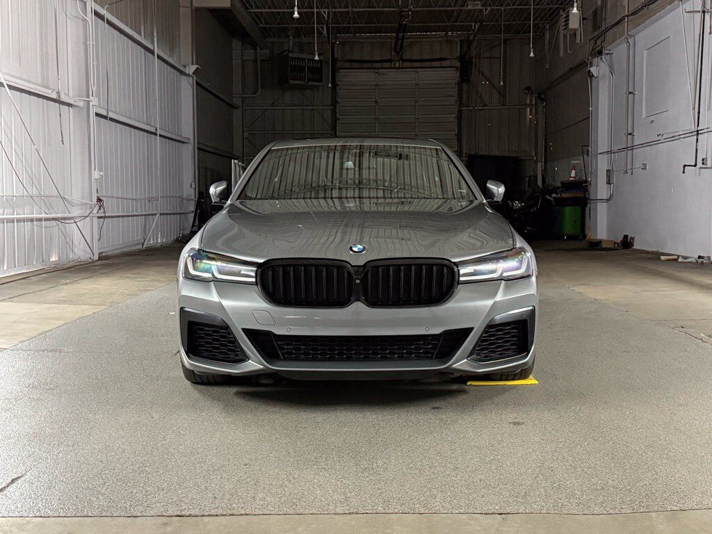 2023 BMW M550i