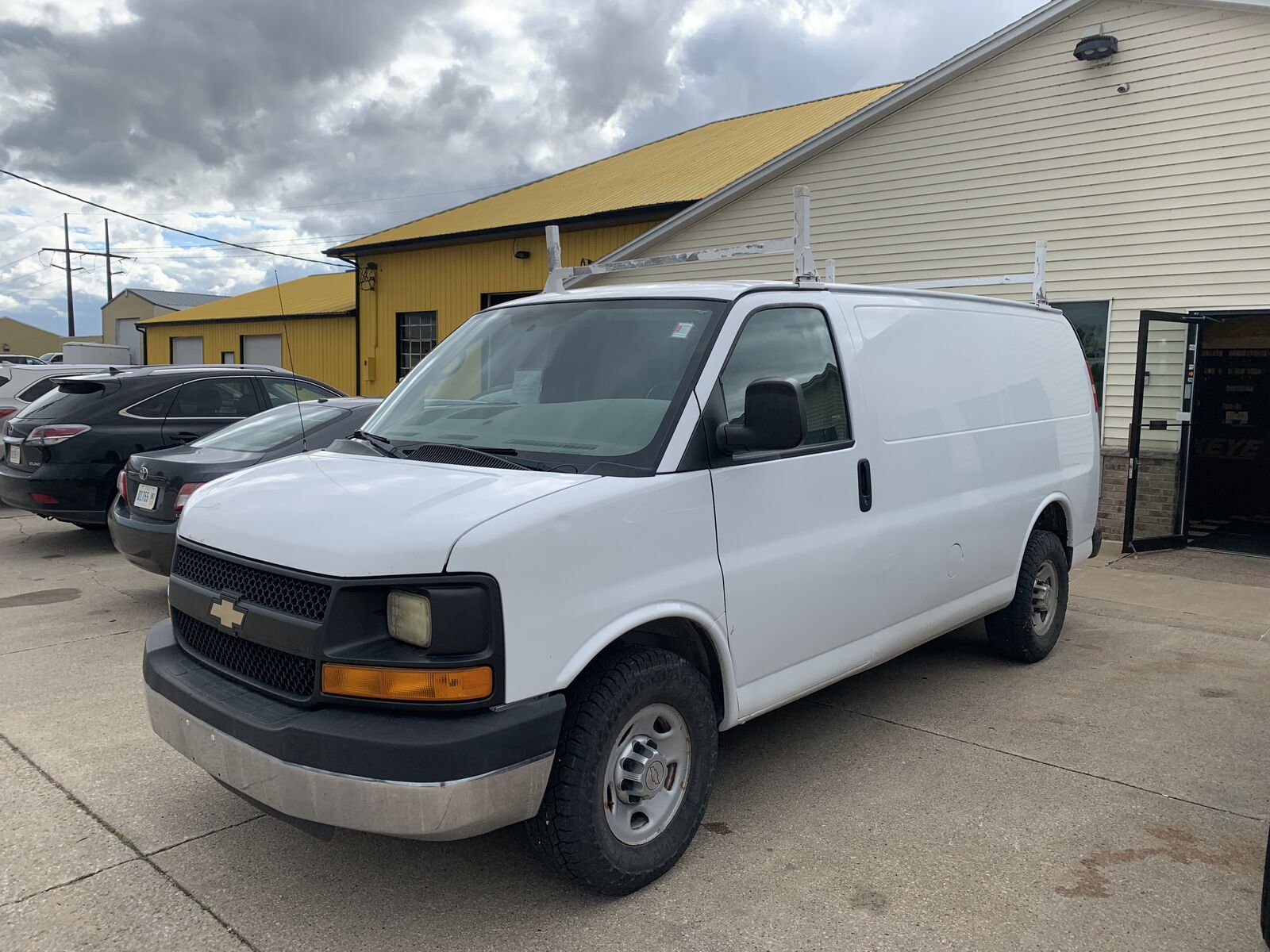 2013 CHEVROLET Express