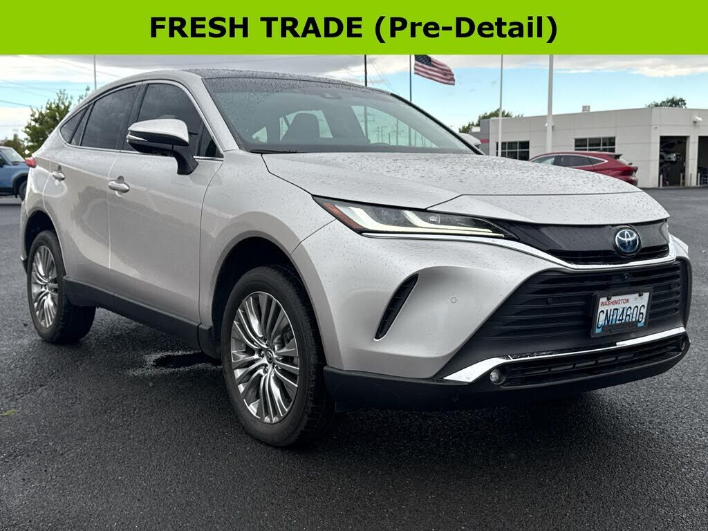 2023 TOYOTA Venza