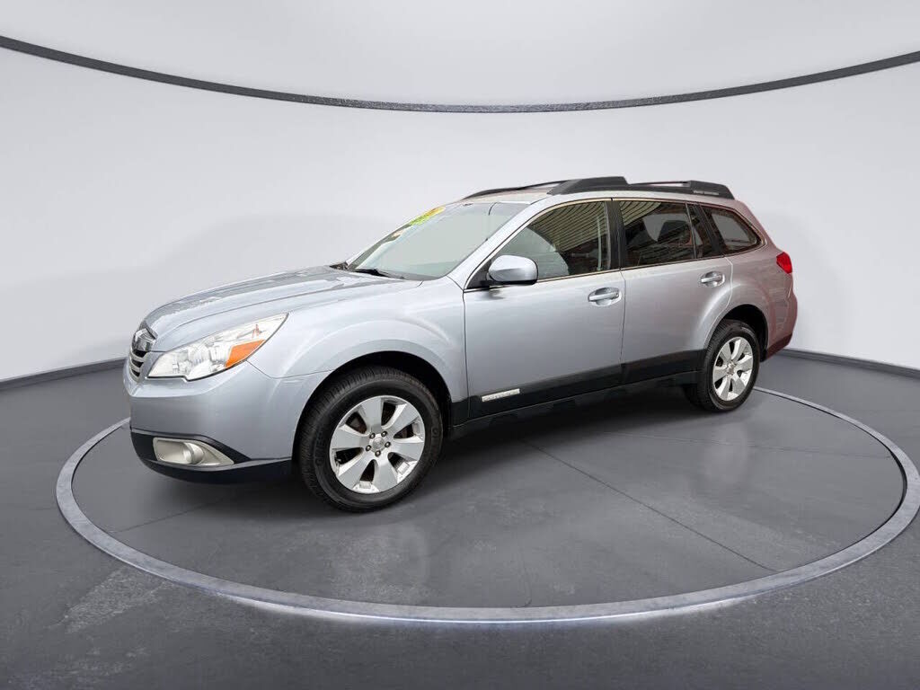 2012 SUBARU Outback