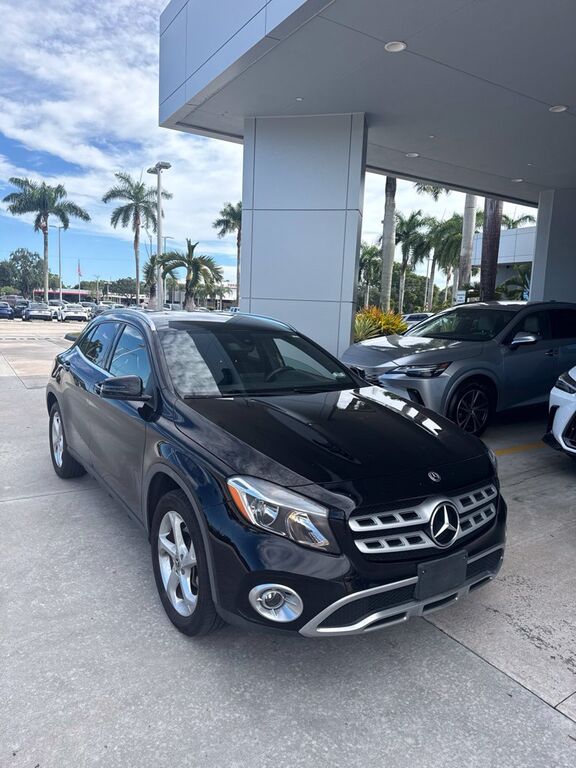 2019 MERCEDES-BENZ GLA-Class