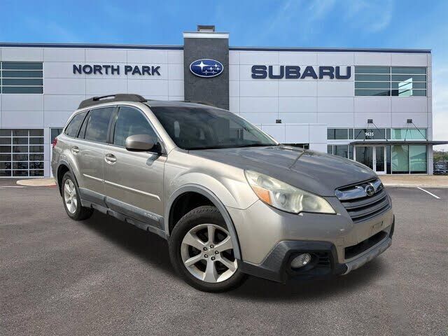 2014 SUBARU Outback
