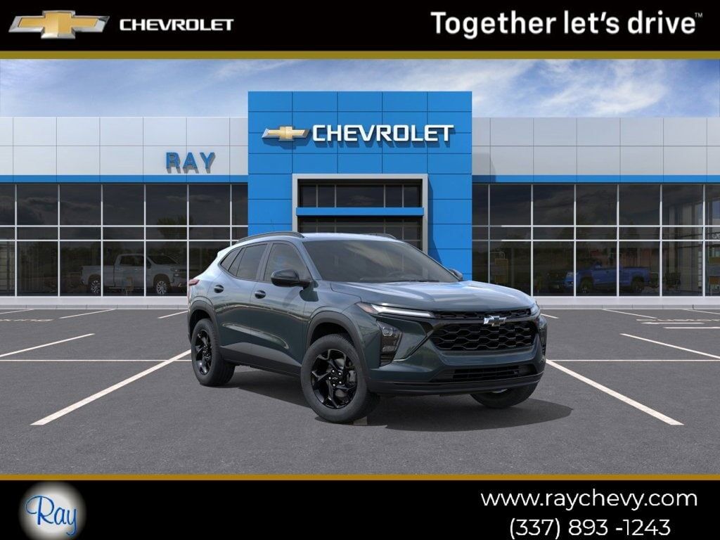 2026 CHEVROLET Trax