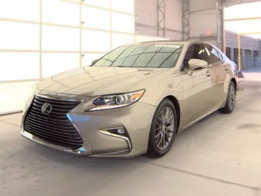 2018 LEXUS ES