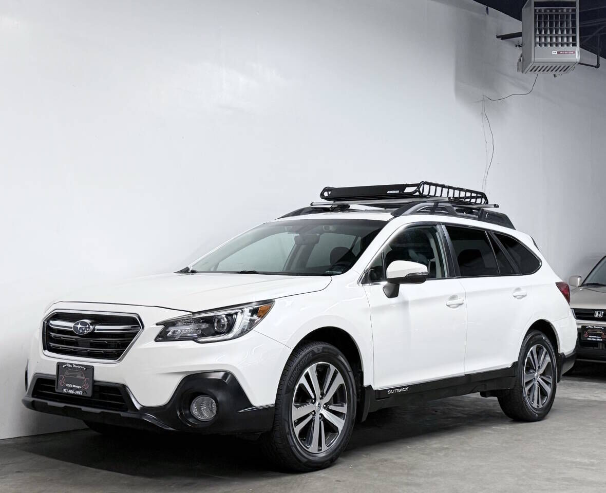 2018 SUBARU Outback