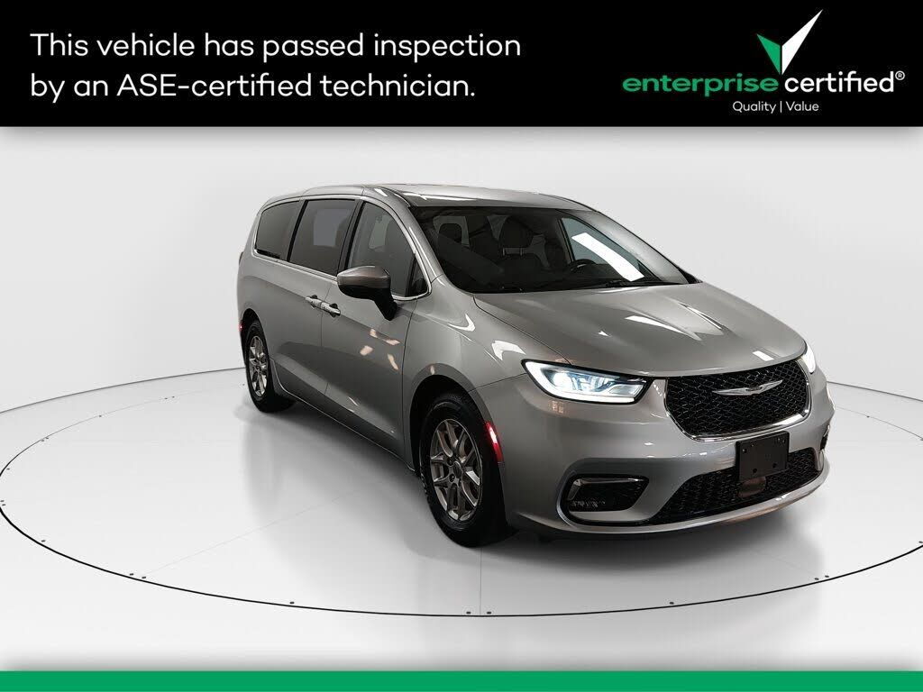 2023 CHRYSLER Pacifica