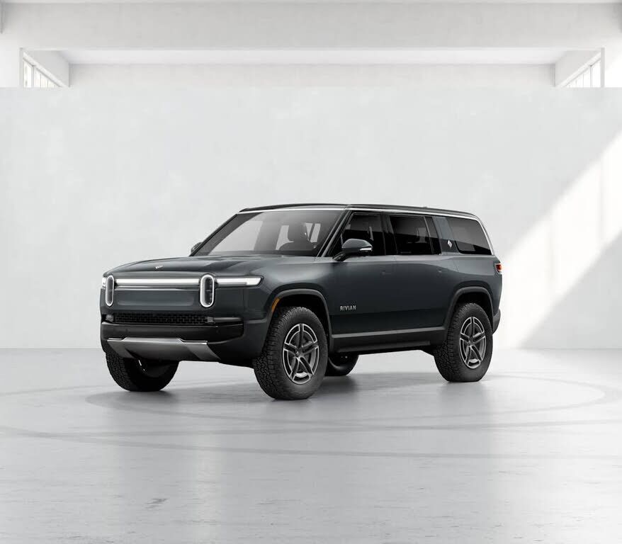 2025 RIVIAN R1S