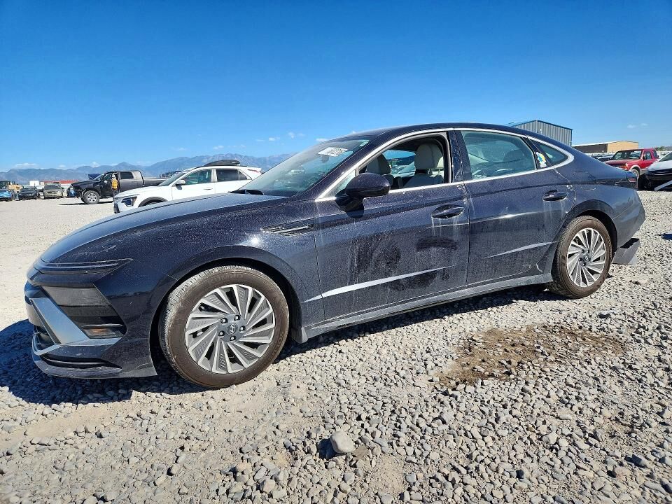 2025 HYUNDAI Sonata