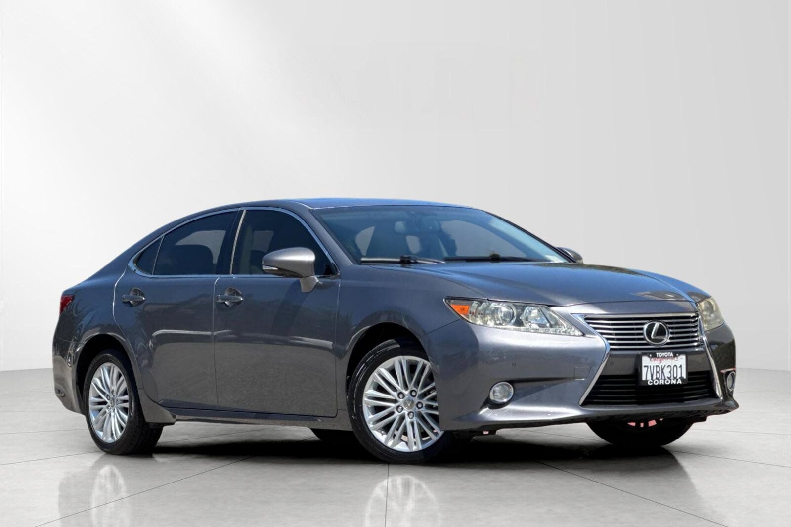 2013 LEXUS ES