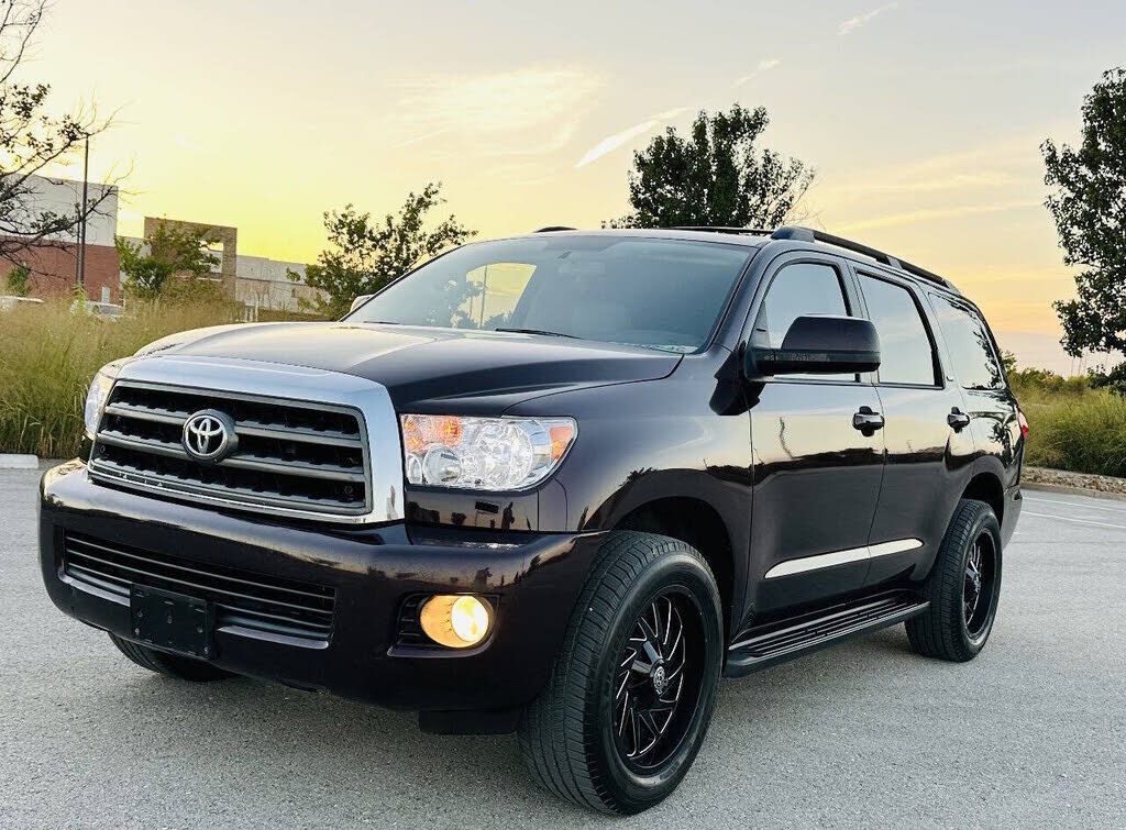 2017 TOYOTA Sequoia