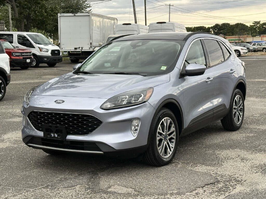 2022 FORD Escape