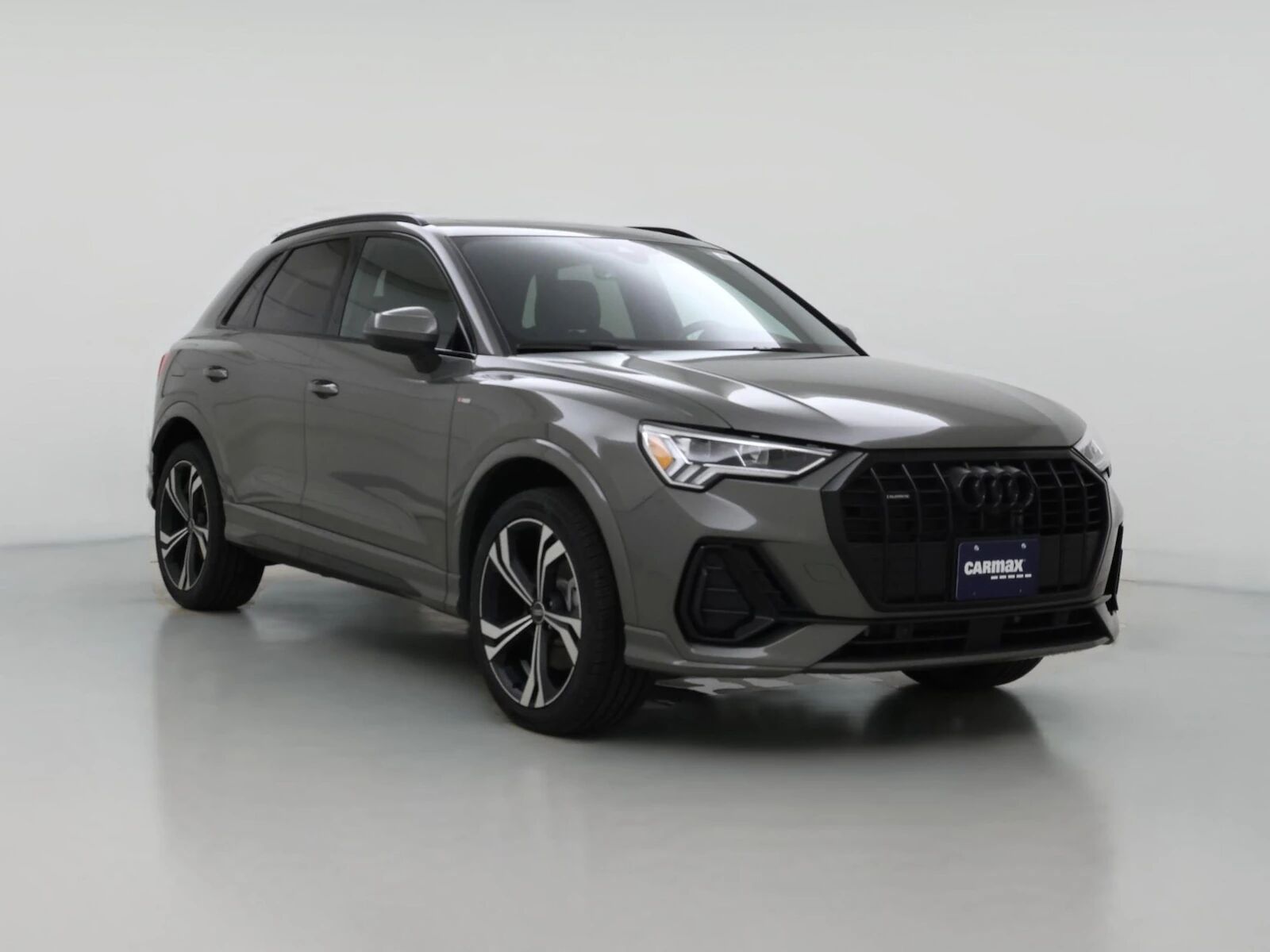 2023 AUDI Q3
