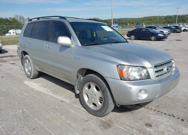 2005 TOYOTA Highlander