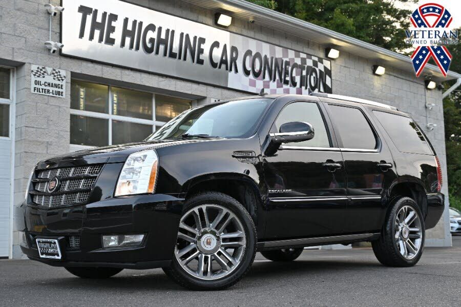 2014 CADILLAC Escalade