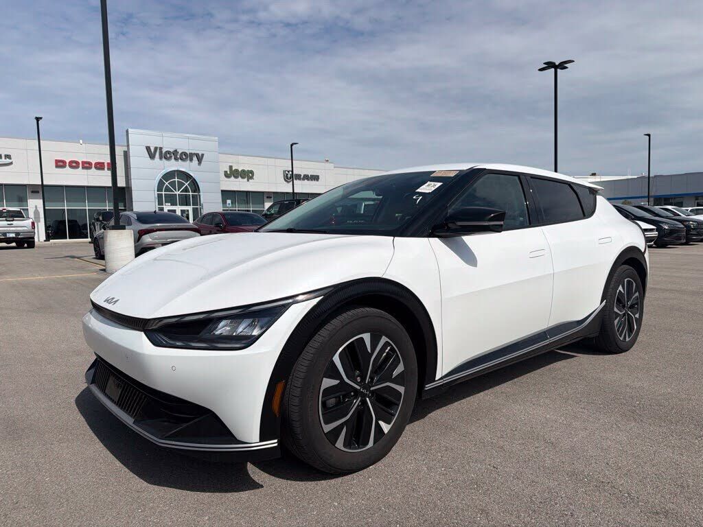 2023 KIA EV6